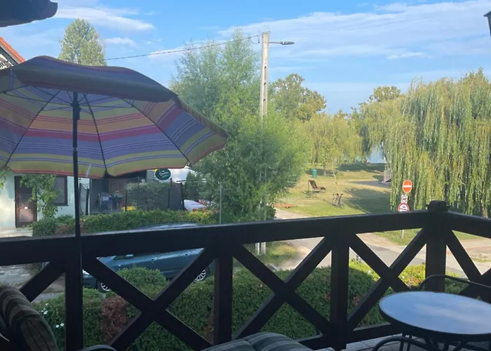 Szilvia 5 Schritte Zum Balatonfenyves